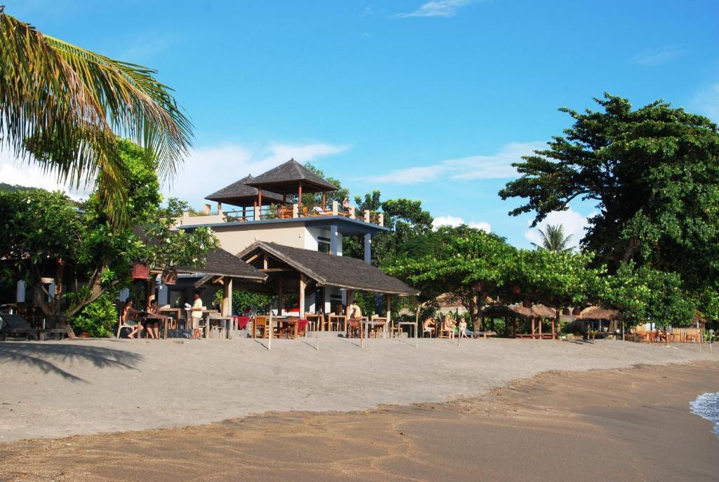 Cafe Alberto B And B Senggigi Exterior foto
